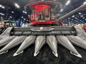 Combines, Labor Shortages Highlight Ag Equipment at 2024 Commodity Classic