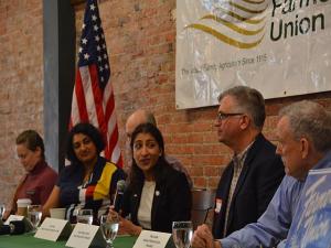 Farmers Call on FTC to Halt Iowa Fertilizer Plant Sale to Koch Industries