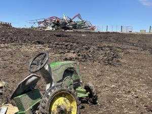 Widespread Destruction Seen in Iowa Countryside From EF-4 Tornado