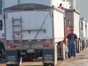 Group of 157 Members of Congress Ask EPA to Withdraw Heavy-Duty Truck Emissions Rule