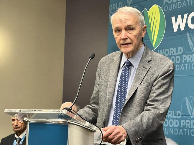David Beckmann, an advocate for nutrition and global hunger aid, led a group of other World Food Prize laureates on Wednesday to call on U.S. politicians and voters to talk about the issues with hunger around the world. (DTN photo by Chris Clayton)