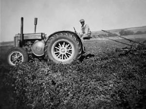 Minnesota Reader Tells His Story About Collecting Tractors