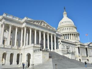 Congress Faces Short-Term Fixes to Avoid Government Shutdown, Dairy Price Cliff