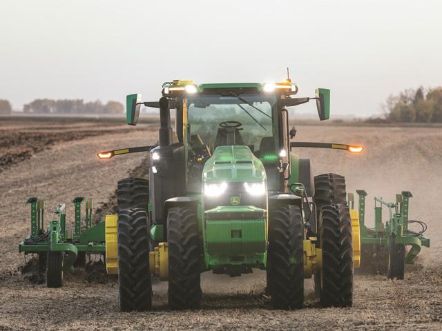 John Deere has filed a motion in a right-to-repair case to prevent its chief financial officer from testifying. (DTN file photo)