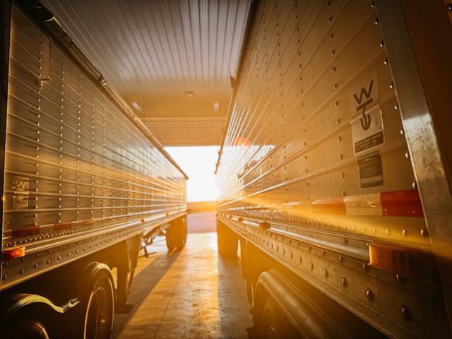 Waiting and ready to roll during harvest in Indiana. (DTN photo by EllaMae Reiff)