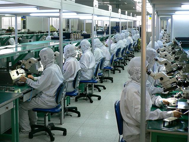 Many American manufacturers, including large numbers of those making high-tech products, are vulnerable to cutoffs from China of key ingredients and components. (Image by Steve Jurvetson, CC-BY-2.0)