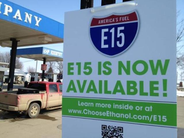 EPA Administrator Lee Zeldin is expected to make an announcement on E15 on Wednesday at an energy conference in Houston. Farm-state lawmakers from both parties have been calling on Zeldin to approve summer E15 early to help lower rising fuel prices. (Photo courtesy of the Iowa Renewable Fuels Association)