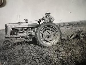 Top 10 Tractors I Want in My Shed Became Author’s Favorite Story of 2025