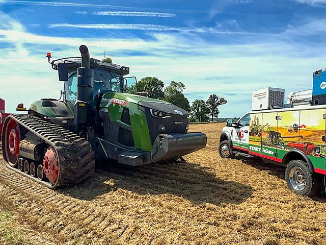 AgRev's 61 service trucks are making 90% of the dealership's repairs on the home farms of their customers. (DTN/Progressive Farmer photo by Dan Miller)