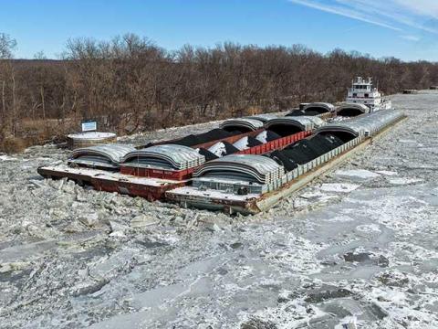 Deep Freeze Overtakes Illinois River System, Impedes Barge Traffic
