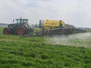 Trump Directs USDA to Prioritize Domestic Glyphosate, Phosphorus Production